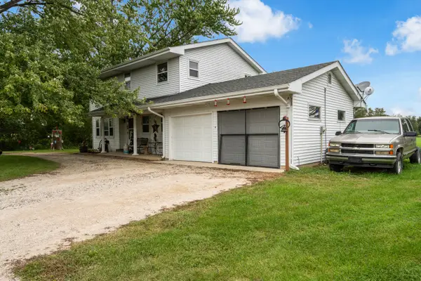 2677 N 45th Road, Sandwich, IL 60548