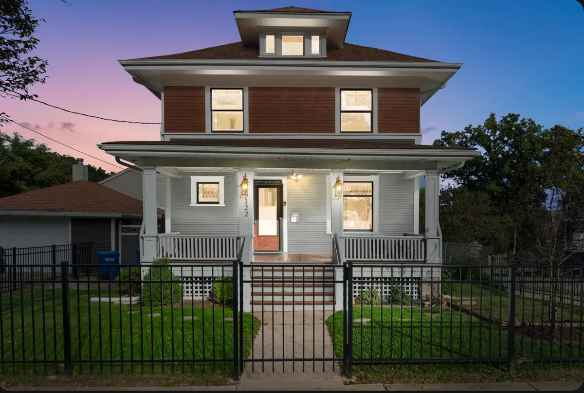 122 S 5th Street, Saint Charles, IL 60174 - #1