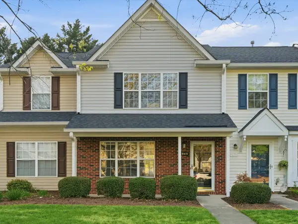 2940 Mayer House Court, Charlotte,  28214