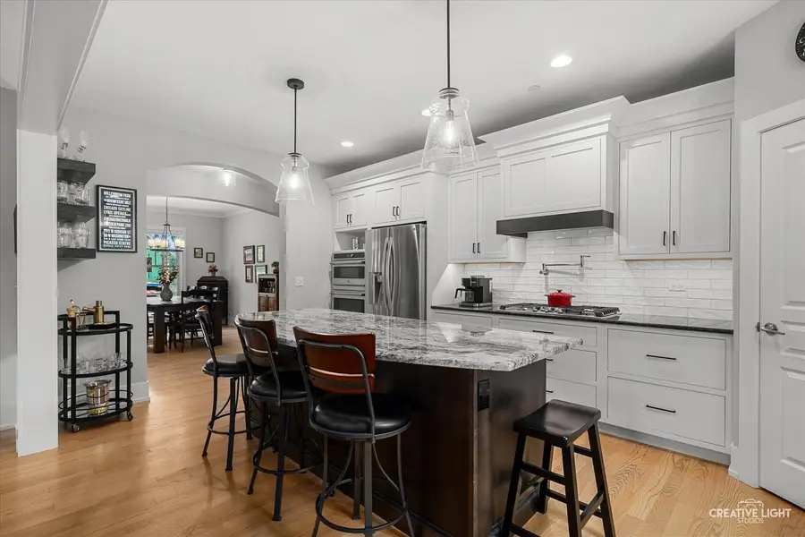 25 Retreat Court, South Elgin, IL 60124 - #2