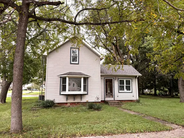 317 W Jefferson Street, Gardner, IL 60424