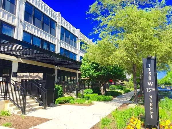 1150 W 15th Street #306, Chicago, IL 60608