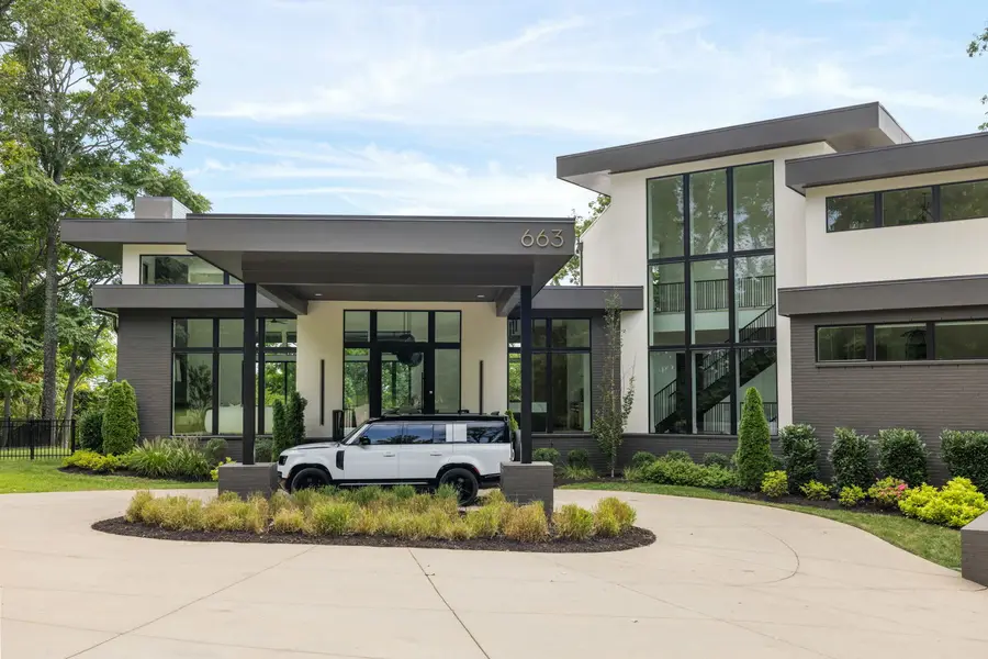 663 Hunters Trail, Nashville, TN 37209 - #2