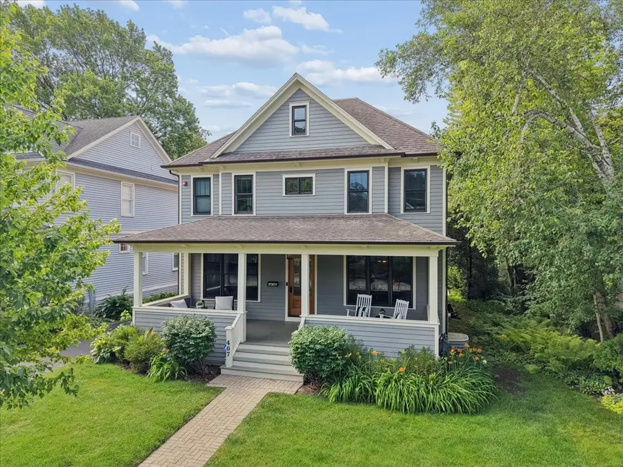 407 Mckinley Avenue, Libertyville, IL 60048 - #2