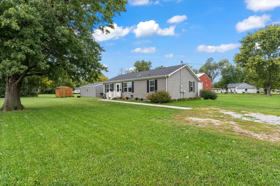 911 E Short Street, Tuscola, IL 61953 - #2