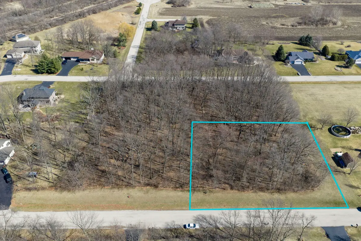 203 Kyle Lane, Kirkland, IL 60146 - #1