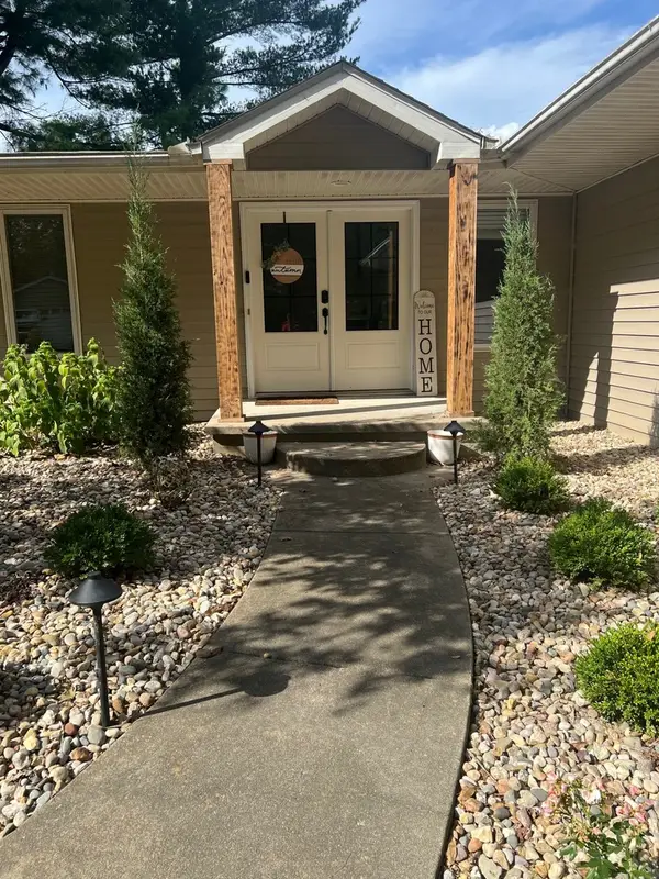 145 Country Club Lane, Anna, IL 62906