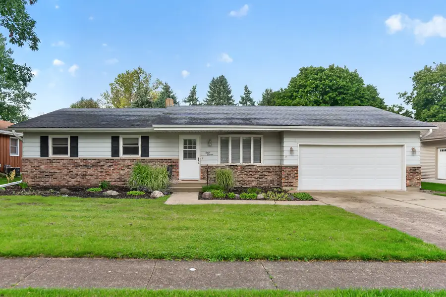 311 George Street, Sycamore, IL 60178 - #2