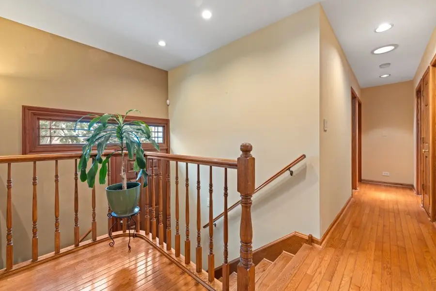 9121 Forest Drive, Hickory Hills, IL 60457 - #2