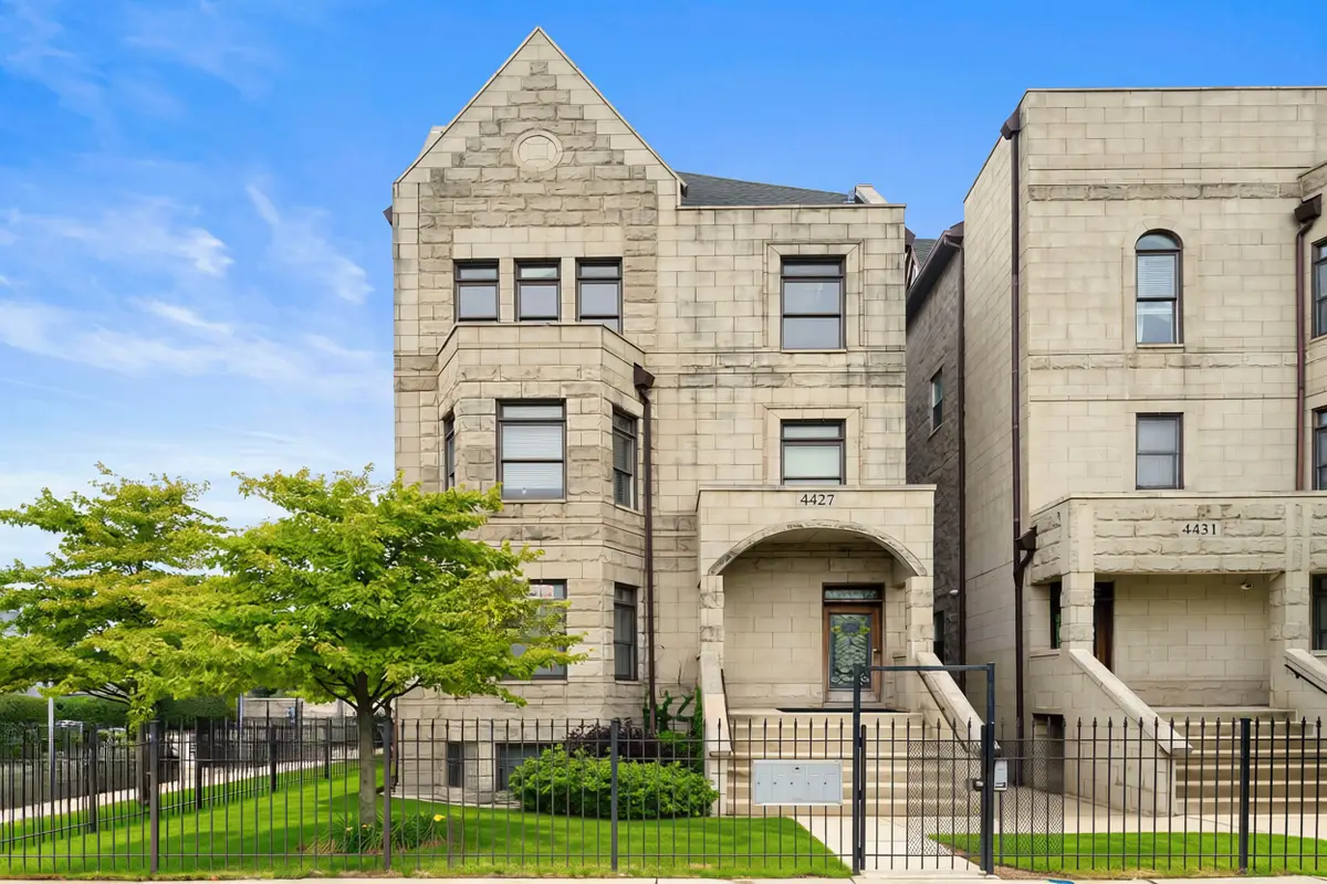 4427 S Oakenwald Avenue #4, Chicago, IL 60653 - #1