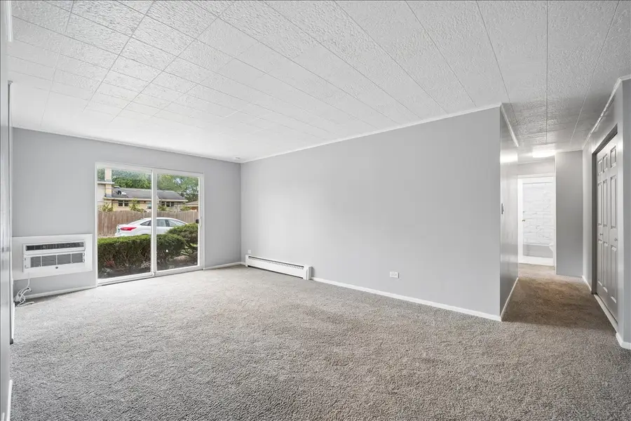 681 Elmhurst Road #C, Des Plaines, IL 60016 - #2