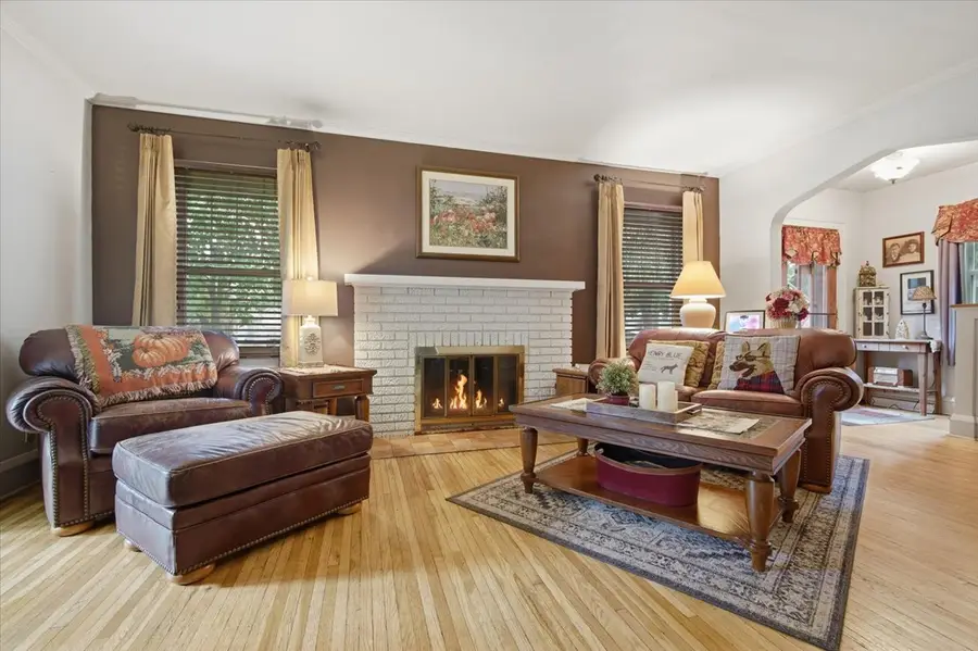 2014 E Jackson Street, Bloomington, IL 61701 - #2