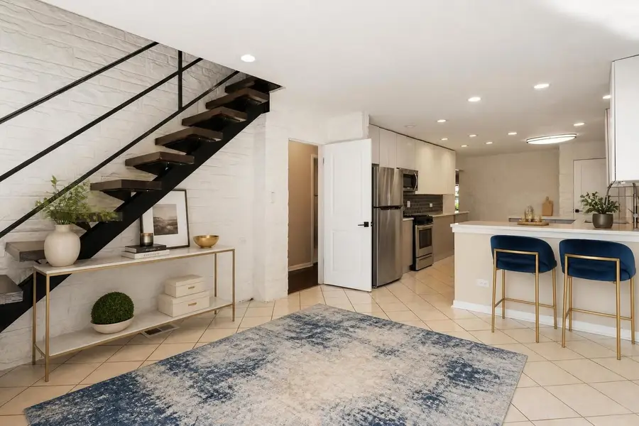 4945 N Neva Avenue, Chicago, IL 60656 - #3