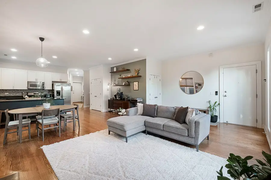 2550 W Logan Boulevard #3F, Chicago, IL 60647 - #2