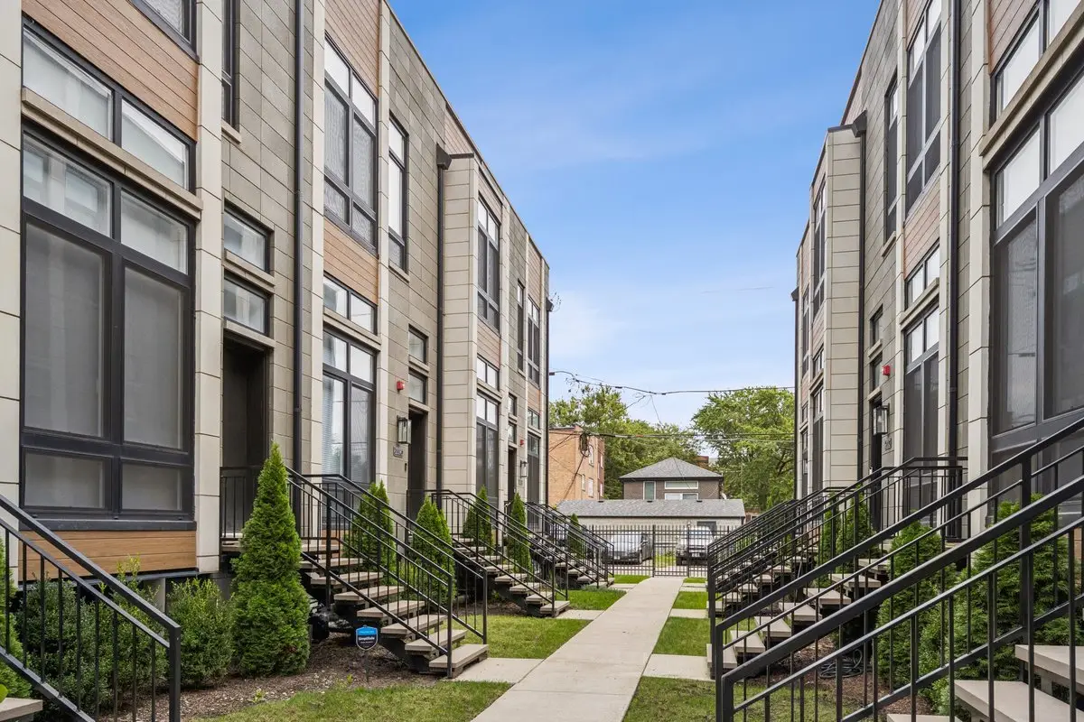 6209 Unit E S Ellis Avenue, Chicago, IL 60637 - #1