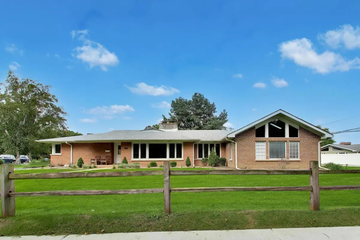 5801 N Lansing Avenue, Chicago, IL 60646 - #1