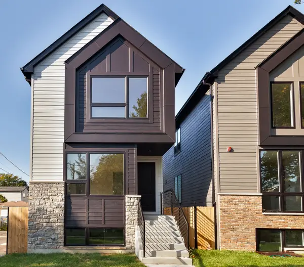 5222 W Winnemac Avenue, Chicago, IL 60630
