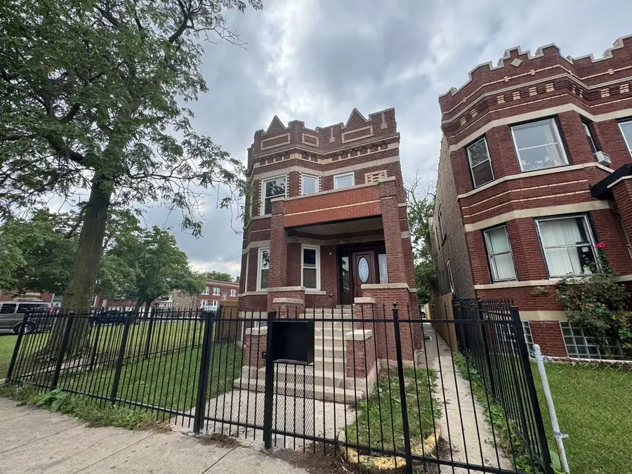 906 N Lavergne Avenue, Chicago, IL 60651 - #3