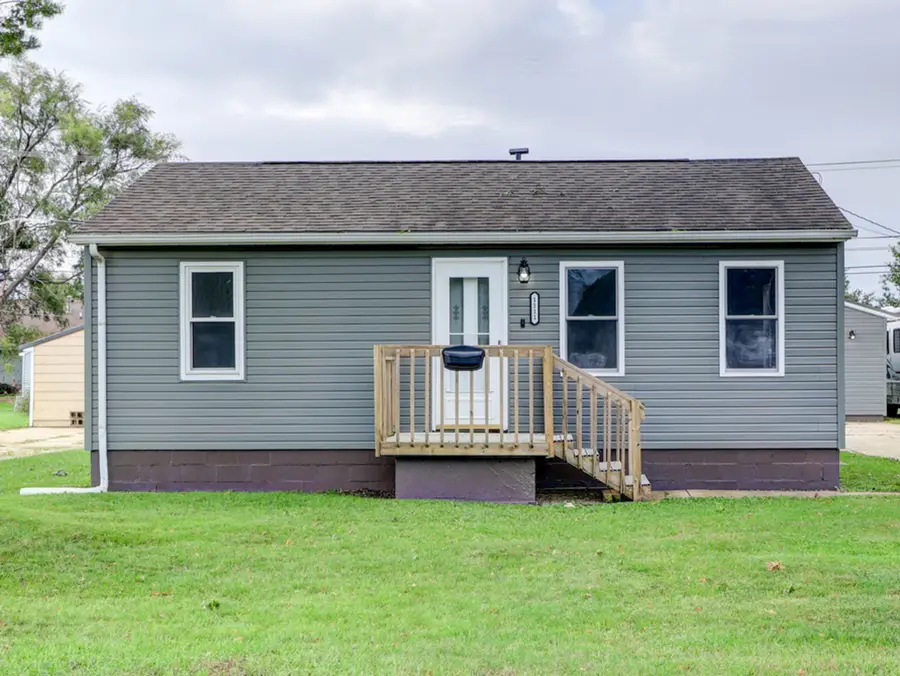 1111 W 21st Street, Rock Falls, IL 61071 - #2