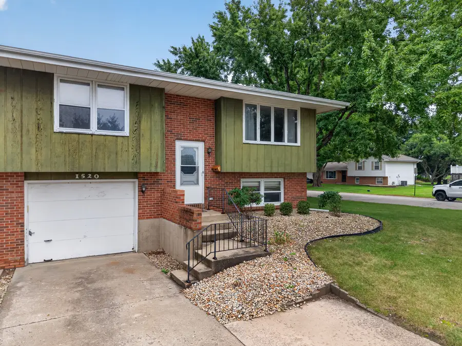 1520 Adams Street, Ottawa, IL 61350 - #2