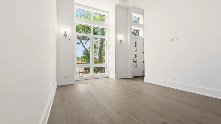 6227 D S Ellis Avenue, Chicago, IL 60637 - #2
