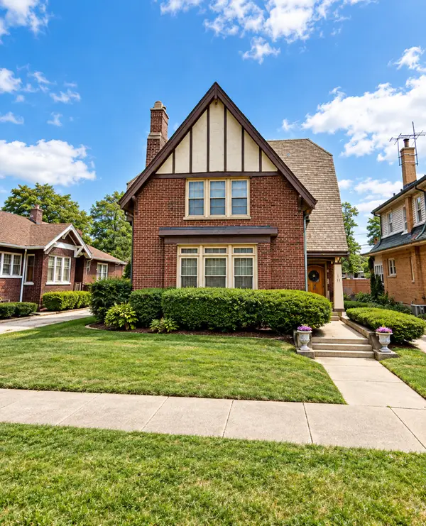 11427 S Parnell Avenue, Chicago, IL 60628