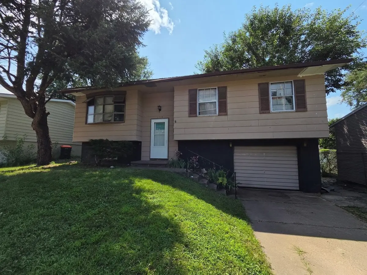 2308 Jebens Avenue, Davenport, IA 52804 - #1
