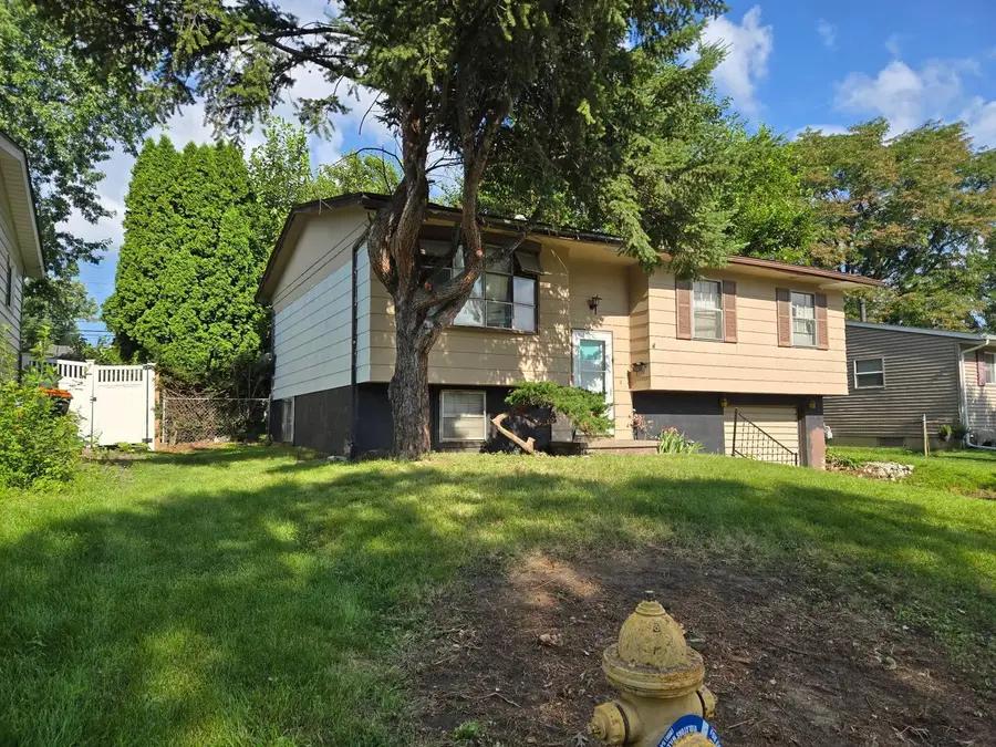 2308 Jebens Avenue, Davenport, IA 52804 - #3