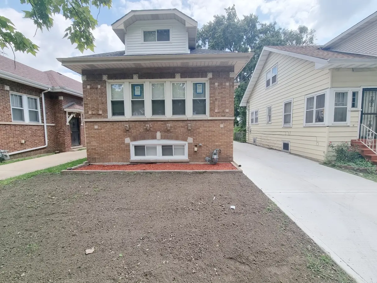 2123 S 10th Avenue, Maywood, IL 60153 - #1