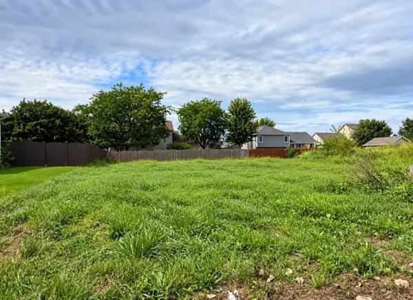 950 Heritage Drive, Diamond, IL 60416