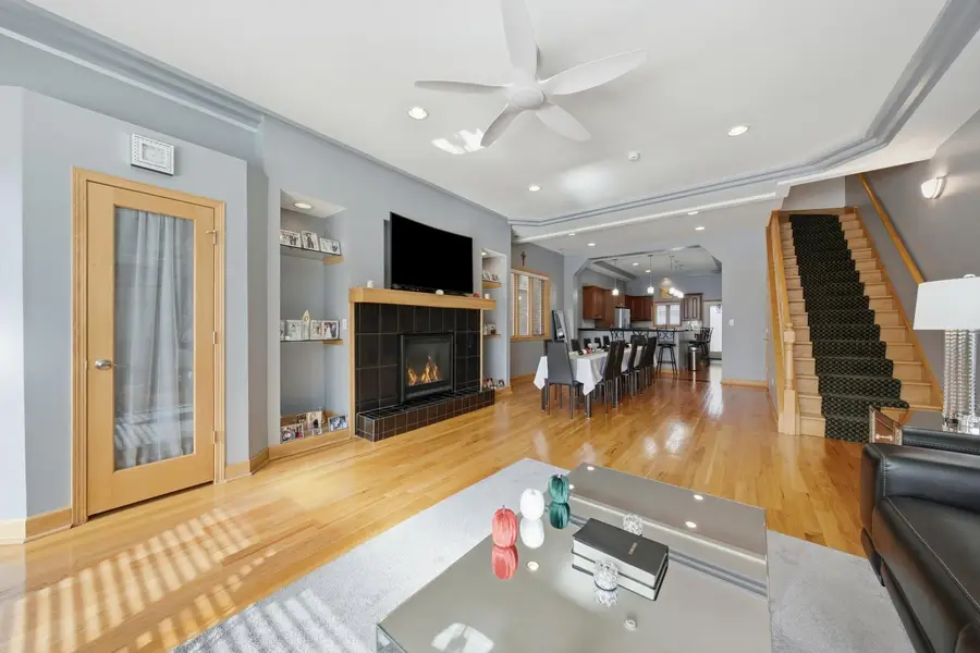 2646 S Hillock Avenue, Chicago, IL 60608 - #3