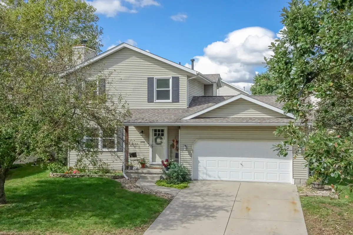 2104 Park Place Drive, Bloomington, IL 61701 - #1