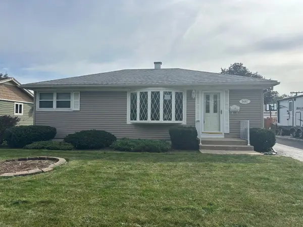 2402 Rohlwing Road, Rolling Meadows, IL 60008