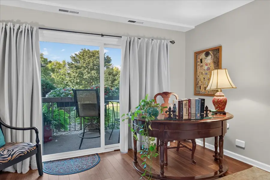 460 Raintree Court #1H, Glen Ellyn, IL 60137 - #3