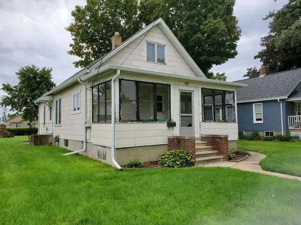 241 E 1st Street, Oglesby, IL 61348