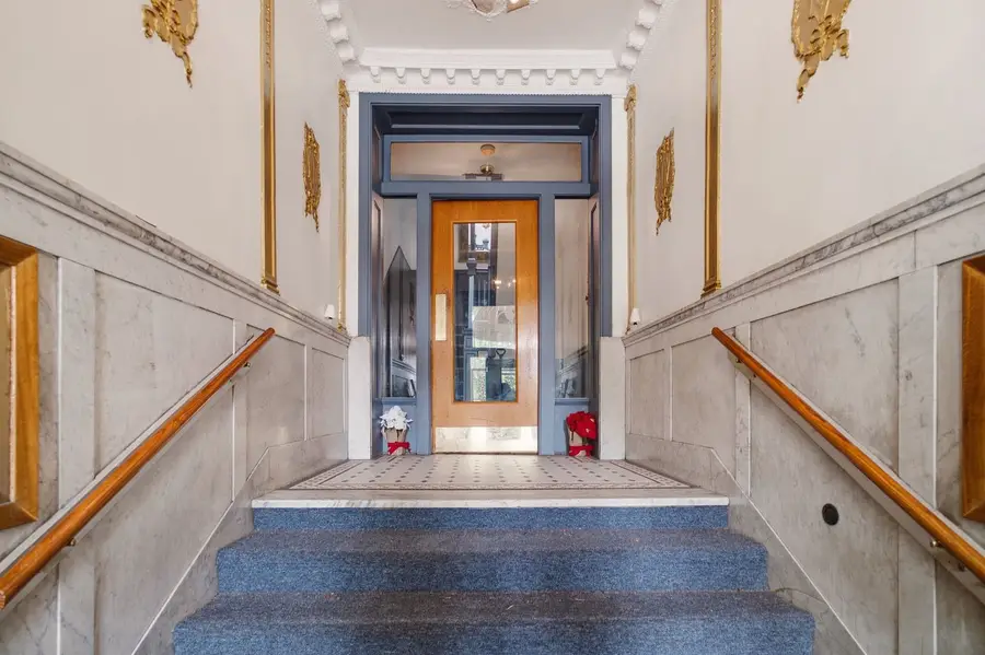 5618 S Prairie Avenue #2, Chicago, IL 60637 - #3