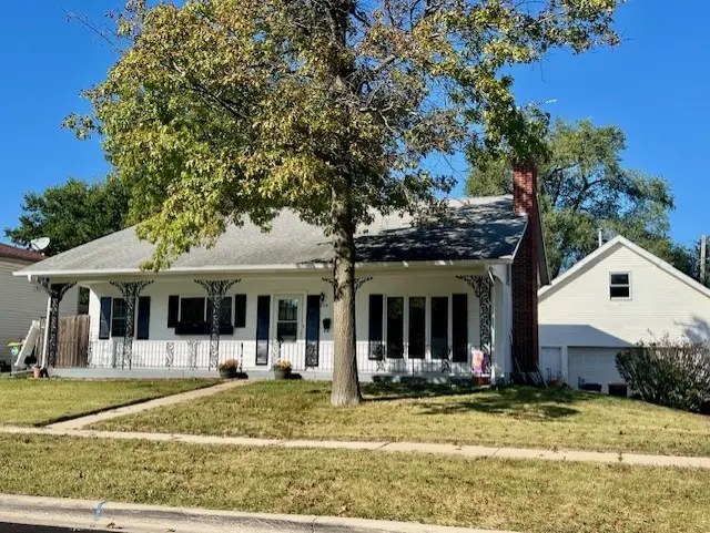 304 Andover Court, Streamwood, IL 60107 - #1
