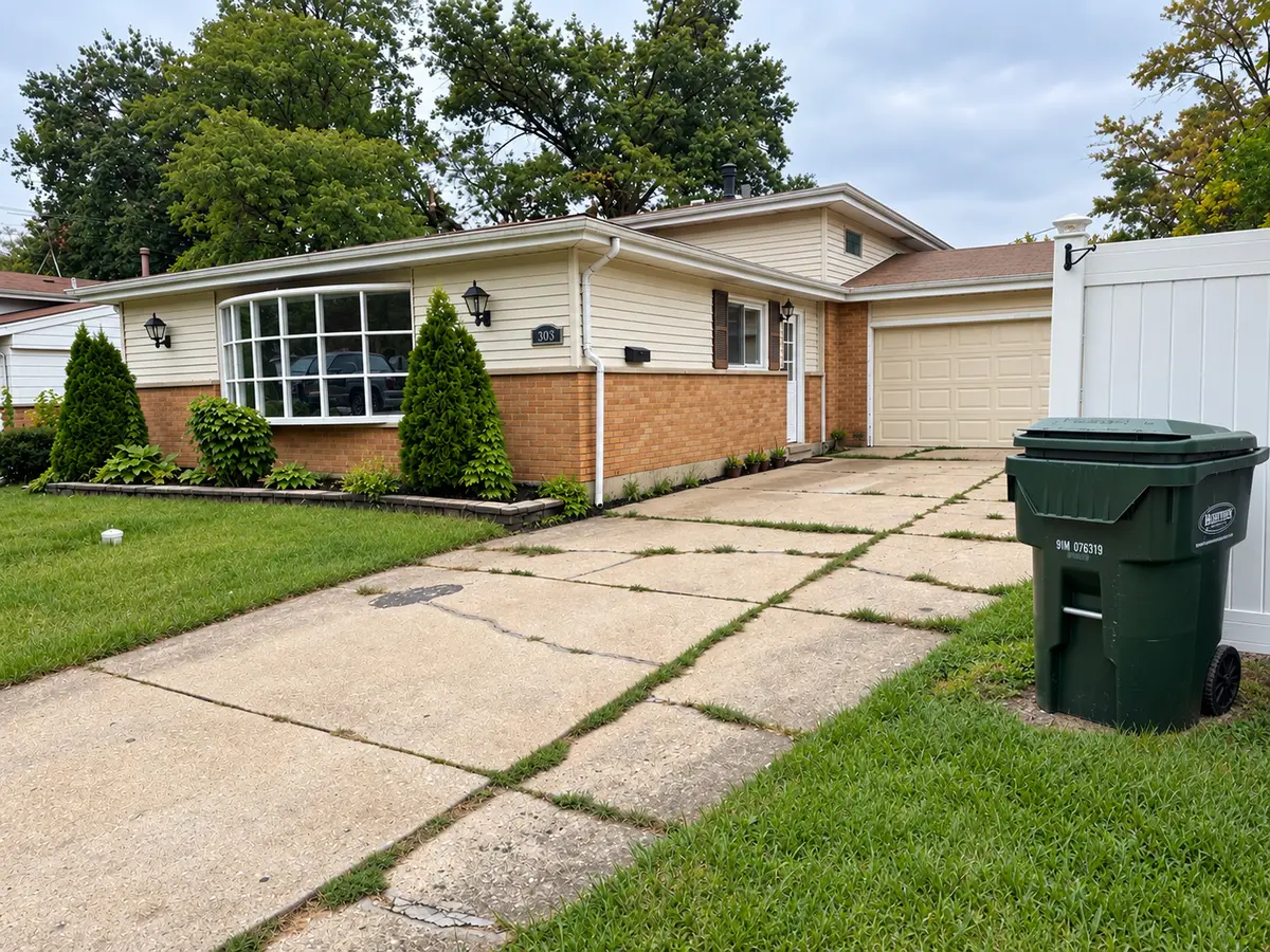 303 Gettysburg Street, Park Forest, IL 60466 - #1
