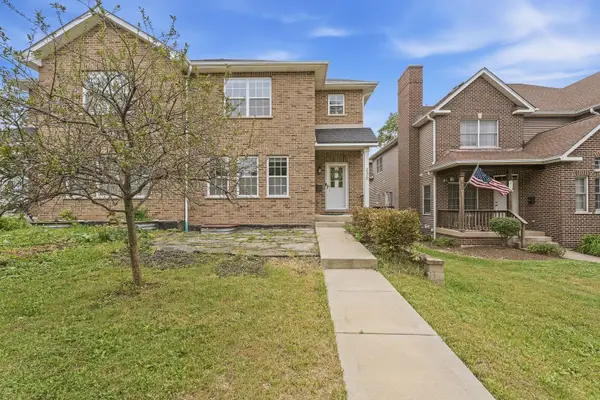 230 S Cass Avenue, Westmont, IL 60559