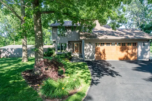 38013 N Russell Avenue, Beach Park, IL 60087