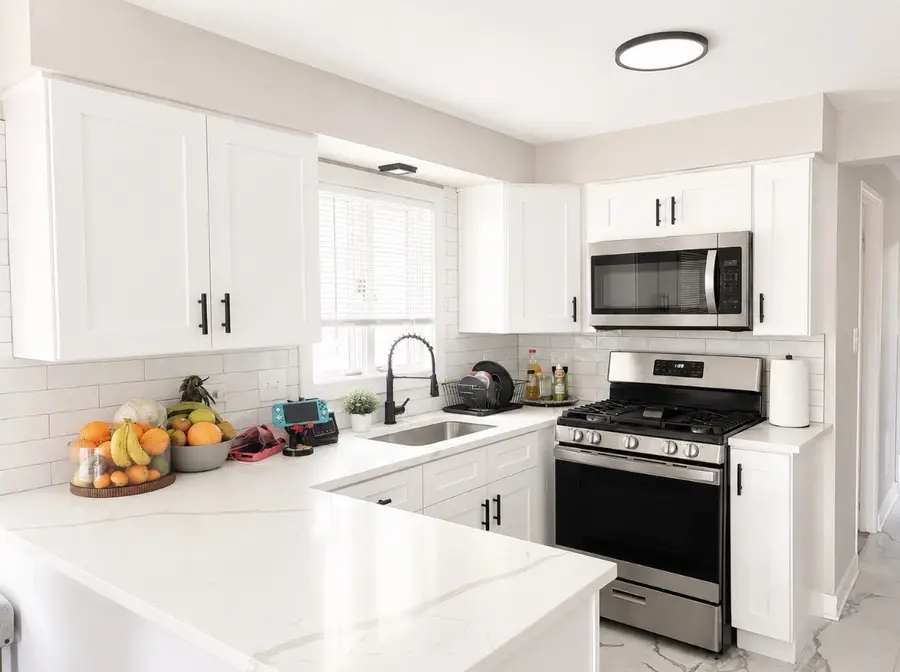11623 S Aberdeen Street, Chicago, IL 60643 - #3