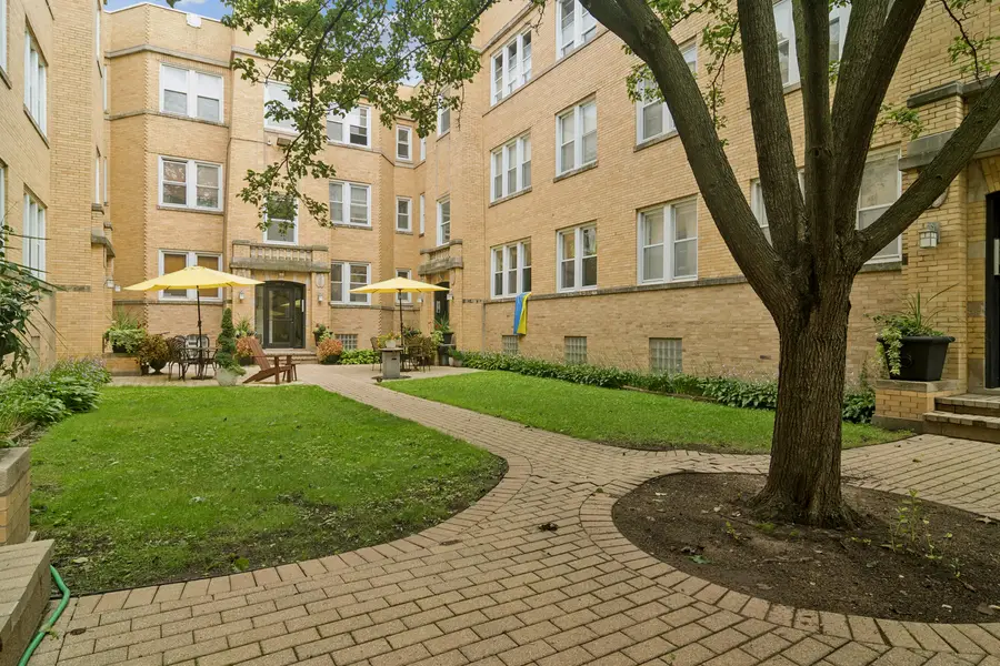 1336 W Estes Avenue #2N, Chicago, IL 60626 - #2