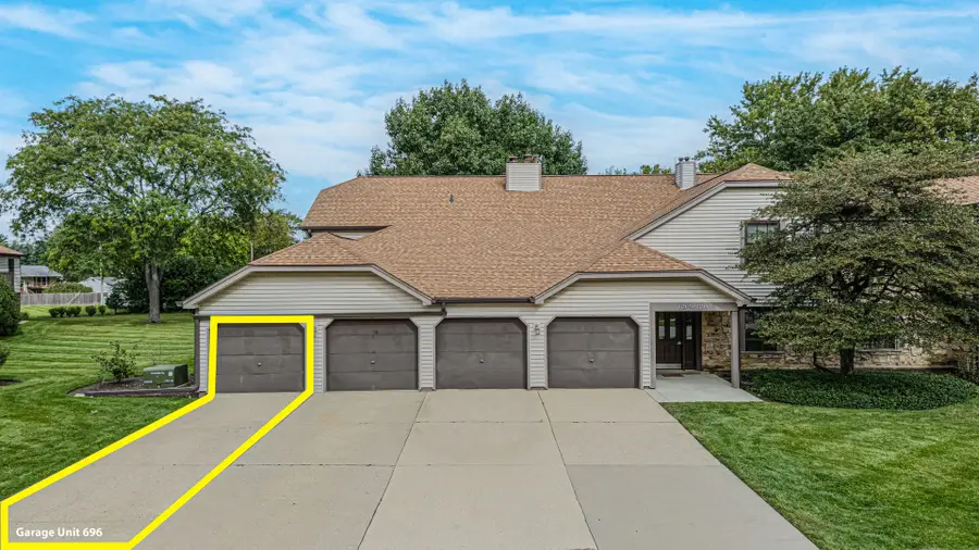 696 Hapsfield Lane #4A1, Buffalo Grove, IL 60089 - #2