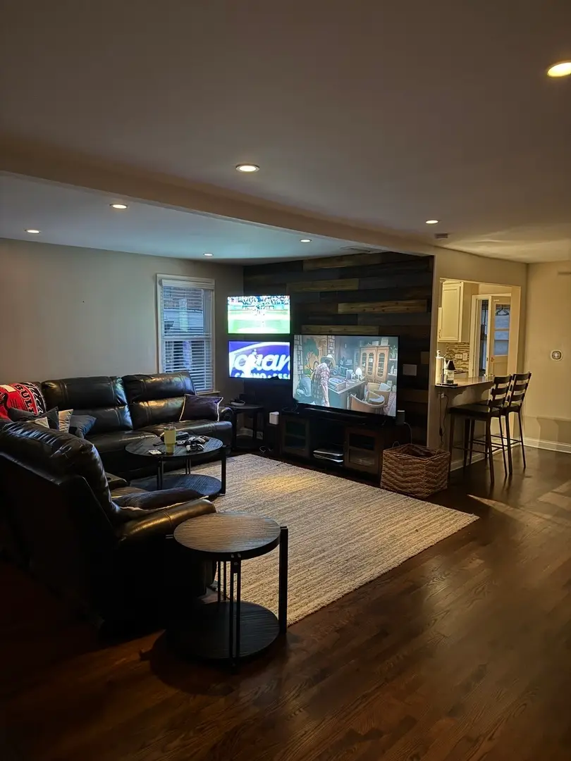 9825 Cook Avenue, Oak Lawn, IL 60453 - #2