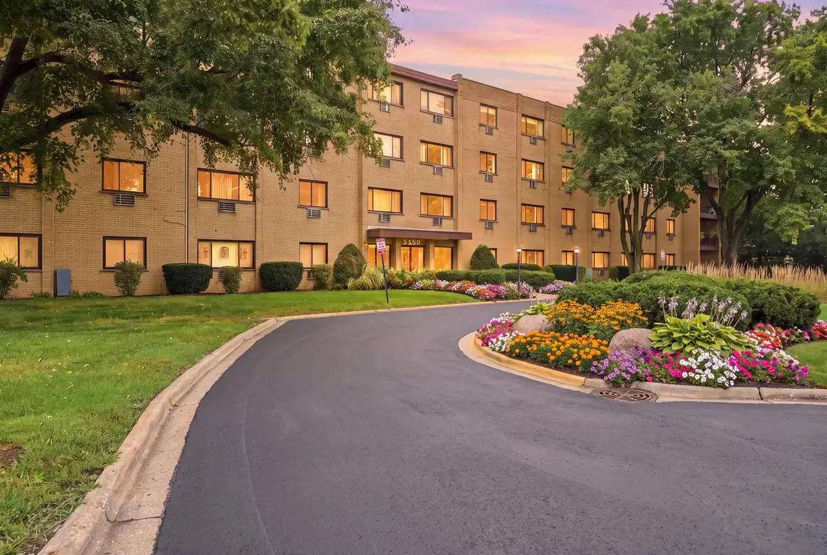6600 S Brainard Avenue #212, Countryside, IL 60525 - #1