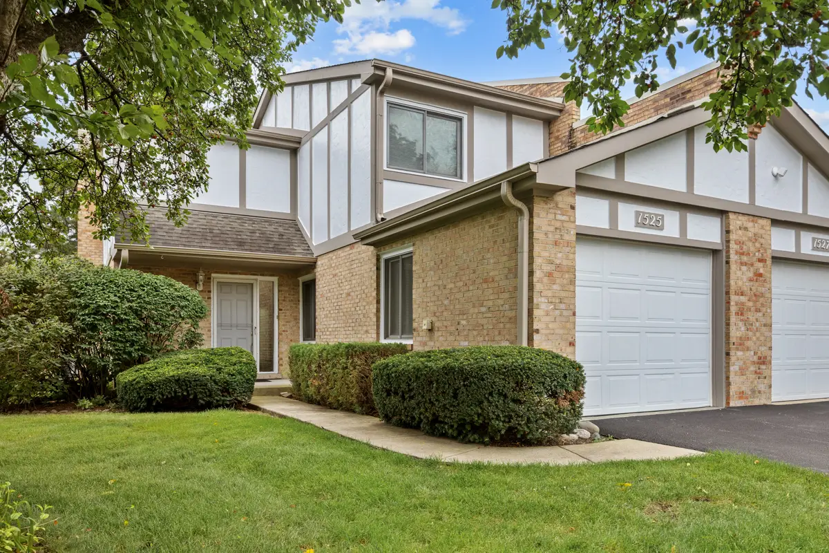 1525 Columbia Court, Elk Grove Village, IL 60007 - #1