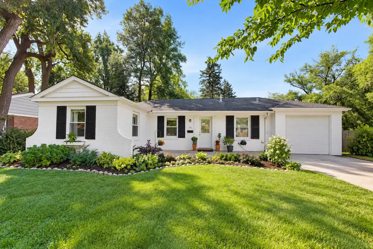 711 E Euclid Avenue, Arlington Heights, IL 60004 - #1