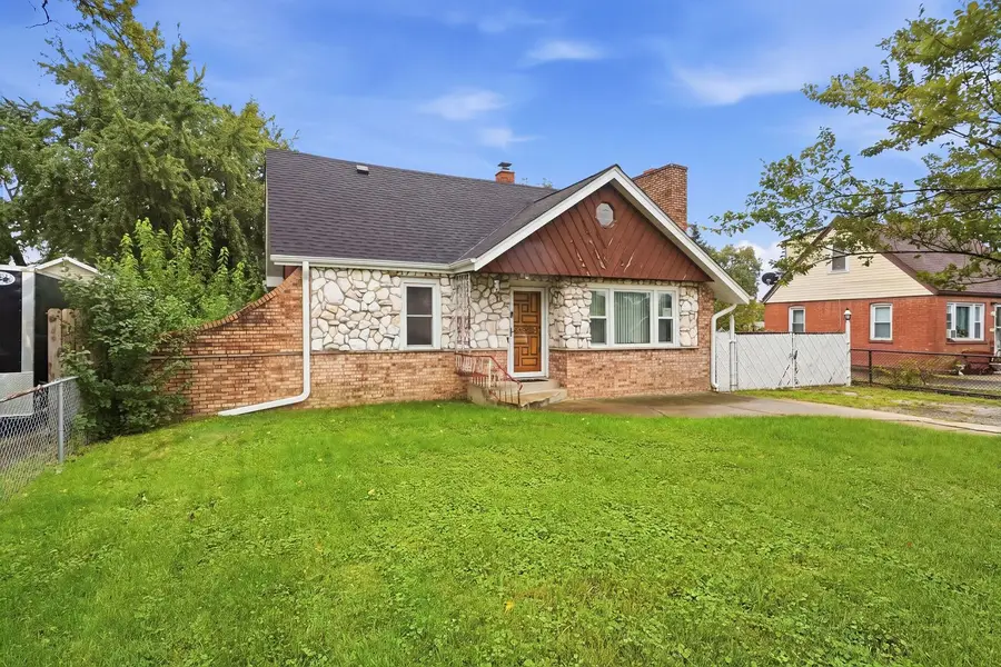 7915 W 70th Street, Bridgeview, IL 60455 - #2