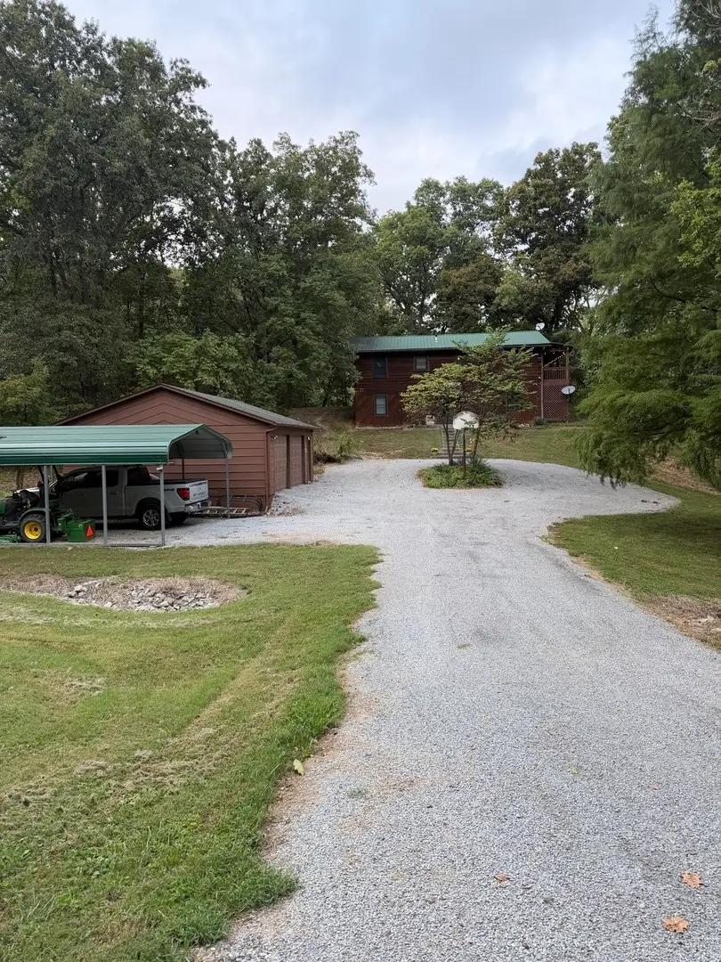4083 Private Road 25, Pinckneyville, IL 62274 - #2