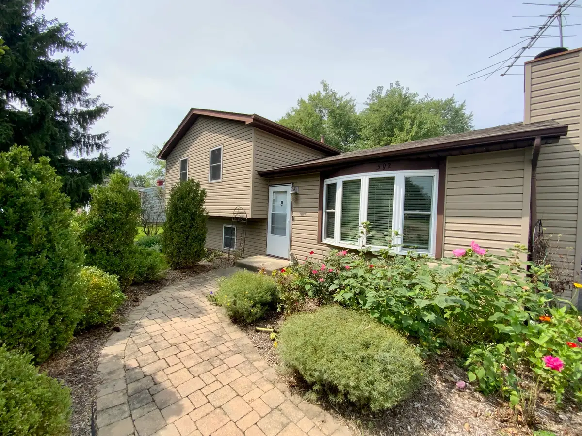 592 Pine Grove Avenue, Gurnee, IL 60031 - #1